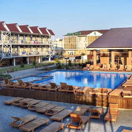 Baza Otdykha Jules Verne Hotel Zatoka Zewnętrze zdjęcie