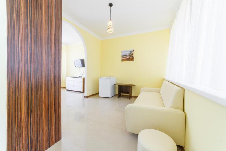 Baza Otdykha Jules Verne Hotel Zatoka Zewnętrze zdjęcie