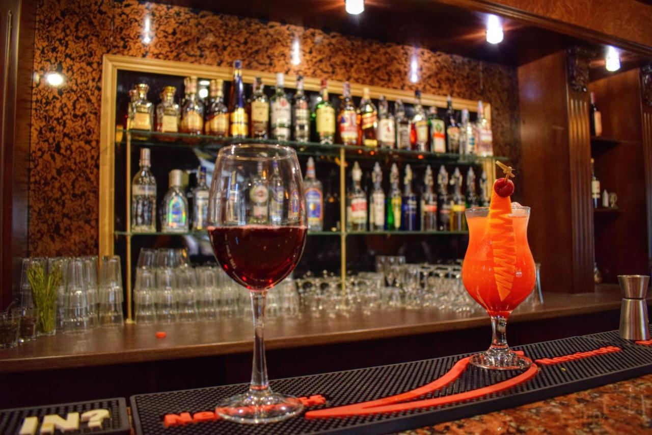 Baza Otdykha Jules Verne Hotel Zatoka Zewnętrze zdjęcie