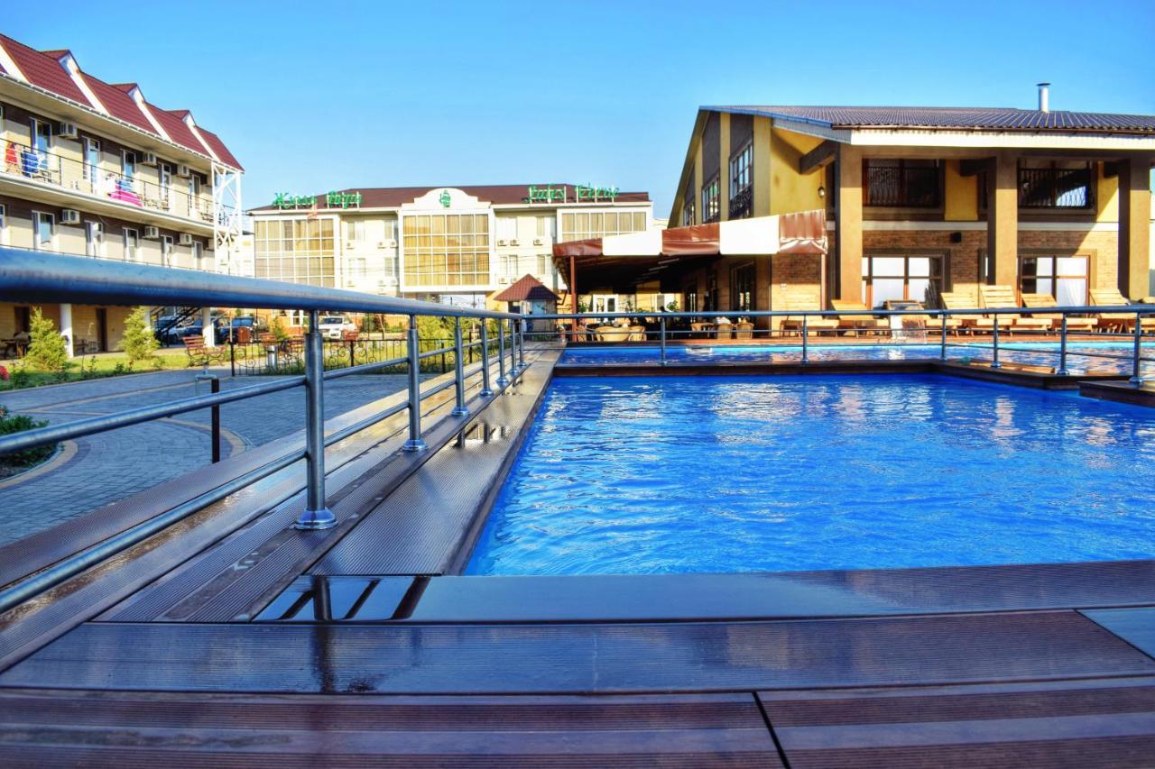 Baza Otdykha Jules Verne Hotel Zatoka Zewnętrze zdjęcie